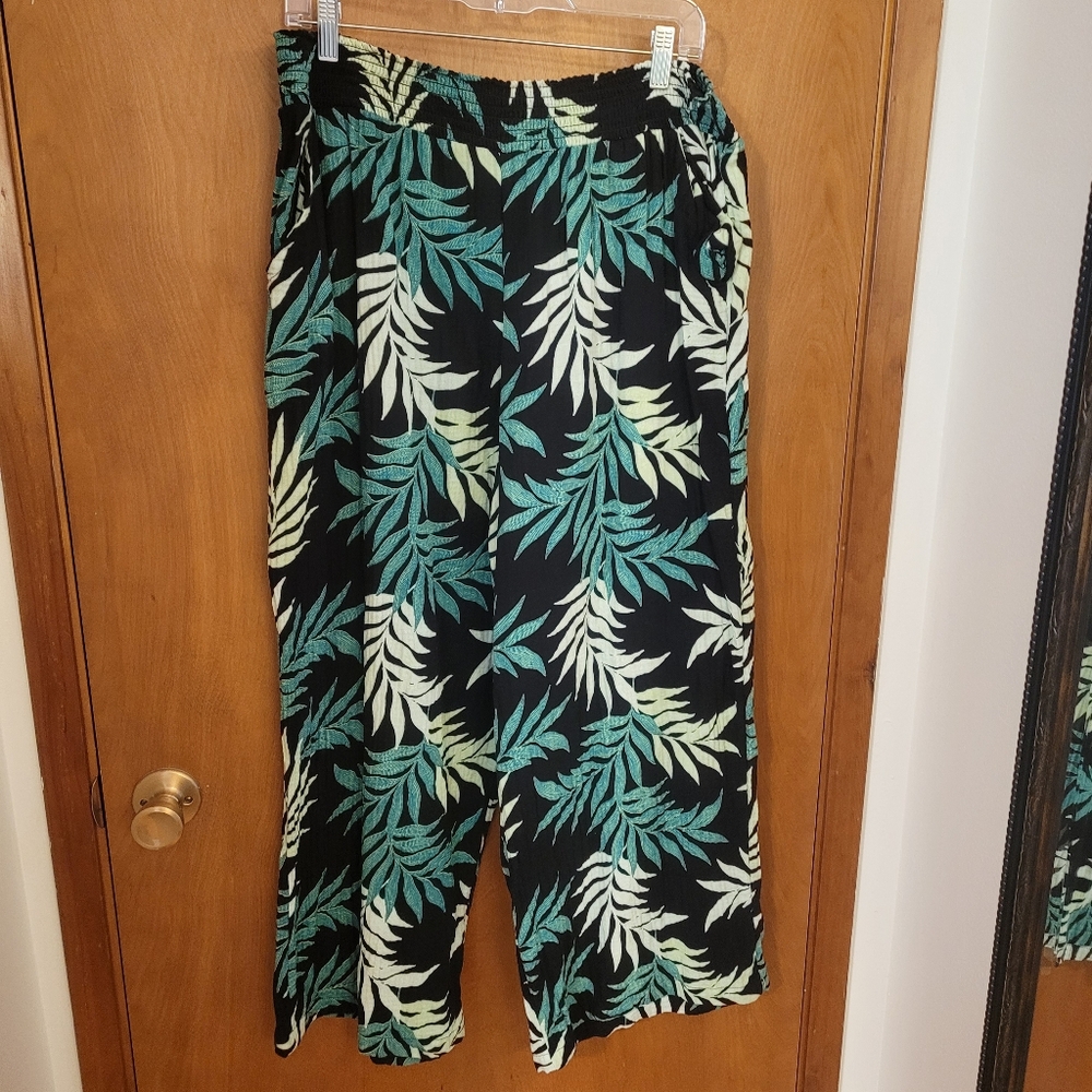 Womens Joyspun Palazzo pants L
